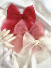Load image into Gallery viewer, Odette Tulle Bow Trio Set in Candy Cane Kisses