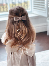 Load image into Gallery viewer, Lucia Faux Leather Bow Hair Clip