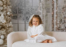 Load image into Gallery viewer, Odette Tulle Bow Trio Set in Candy Cane Kisses