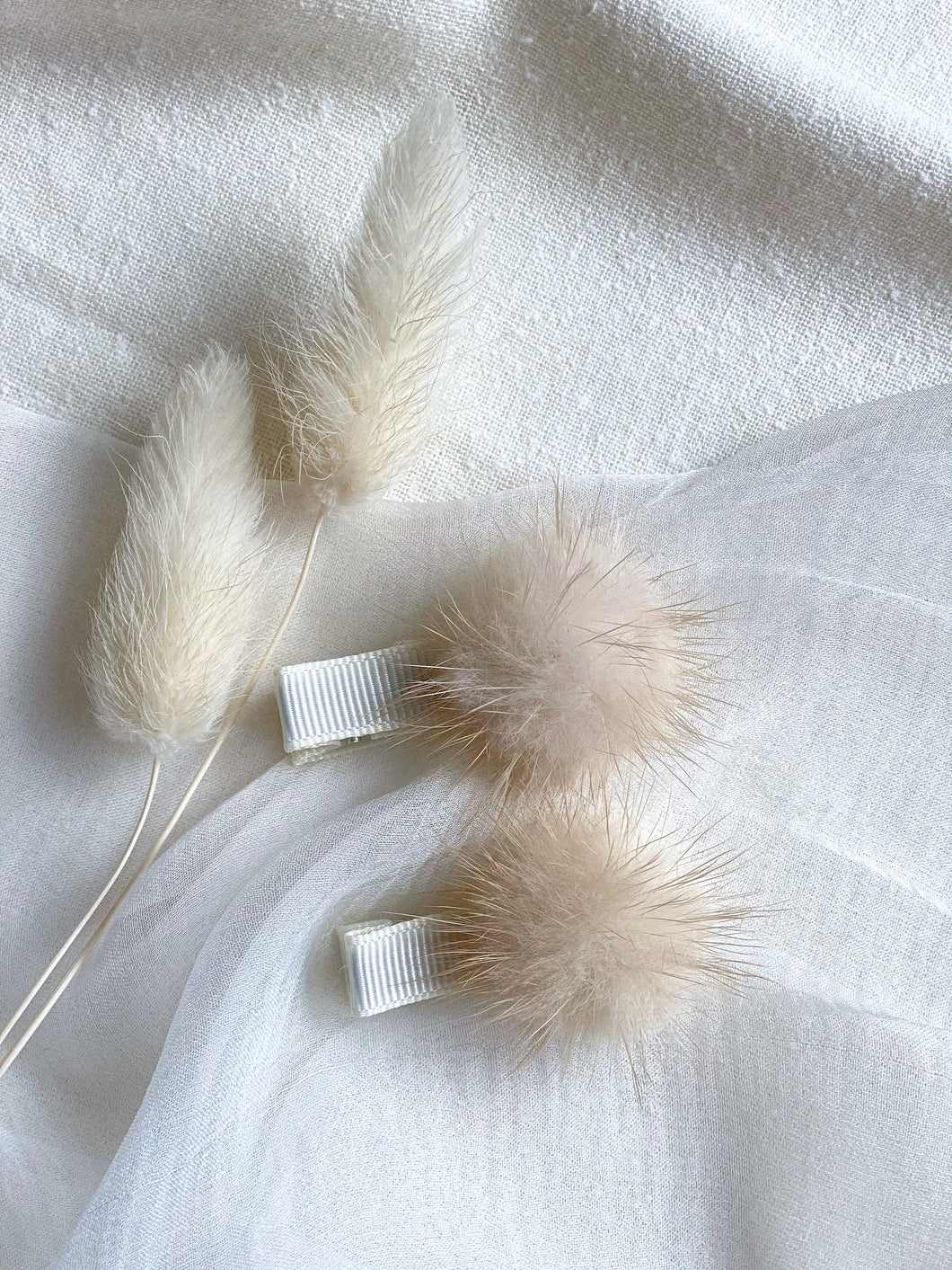 Pince à pompon en fourrure Philippa