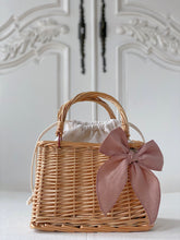 Load image into Gallery viewer, Blush Taupe Linen Cotton Fable Bow - Hair Clip
